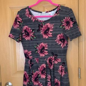LuLaRoe Amelia